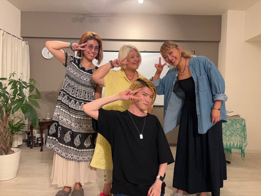 『えんのひとつまみ Vol.1』「塩と意識が現実を動かす」──光をむすぶ、“塩シスターズ”の正体に迫る - えんらいと